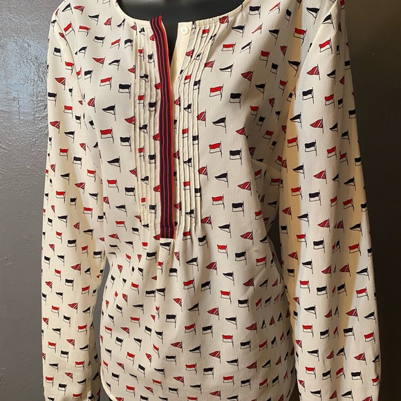 Talbots Ivory Blue & Red Sail nautical Flag Blouse - Picture 13 of 15
